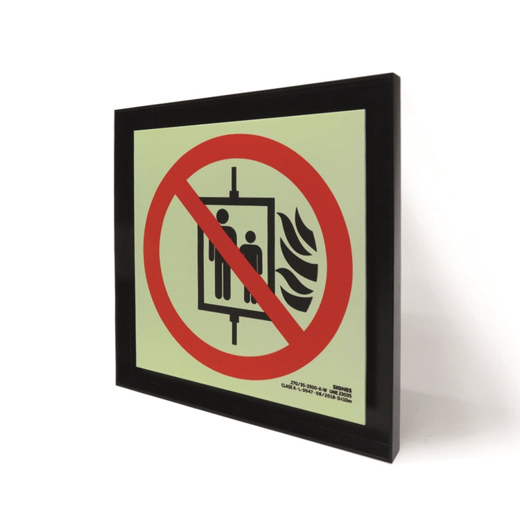 señal señalización emergencia evacuación direccional posicional exit signes signesshop