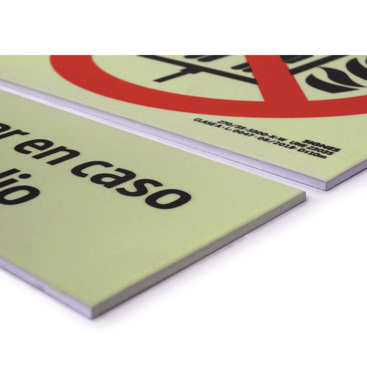 señal señalización emergencia evacuación direccional posicional exit signes signesshop incendio extinción